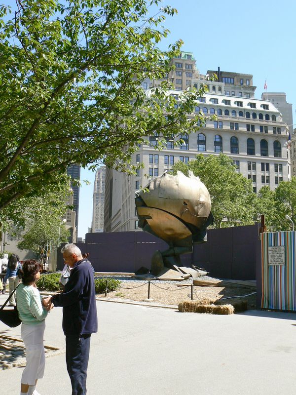 Battery Park: The Sphere for Plaza Fountain